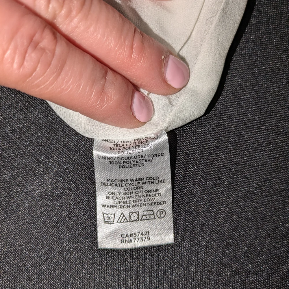 Ann Taylor Factory Black and White Sleeveless Halter Blouse - Picture 10 of 11